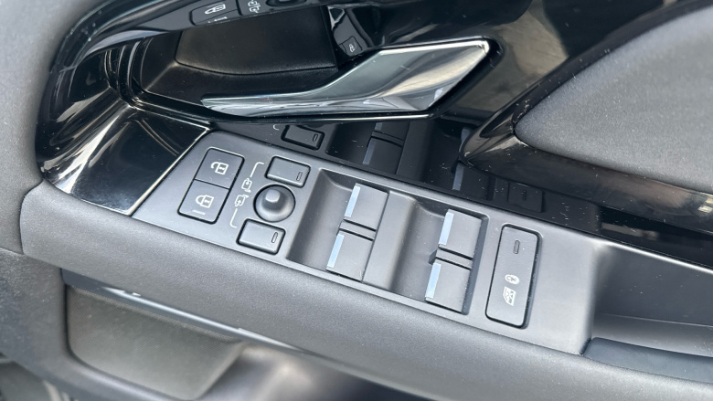 Land Rover Range Rover Evoque 2.0 D200 Edition 5dr Auto Diesel Hatchback